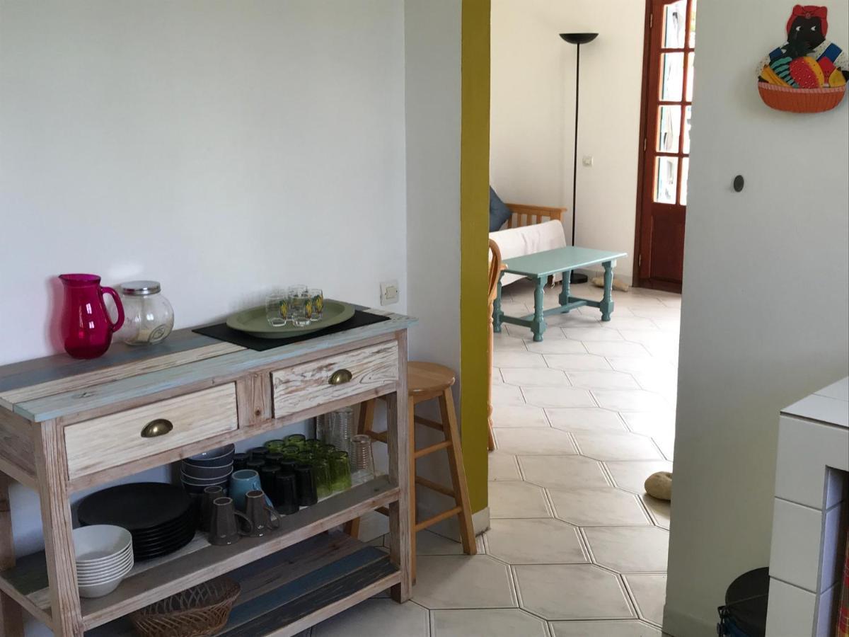 Case A Lili, Joli Haut De Villa Face A La Mer Dans Le Bourg. Terre-De-Haut Zewnętrze zdjęcie